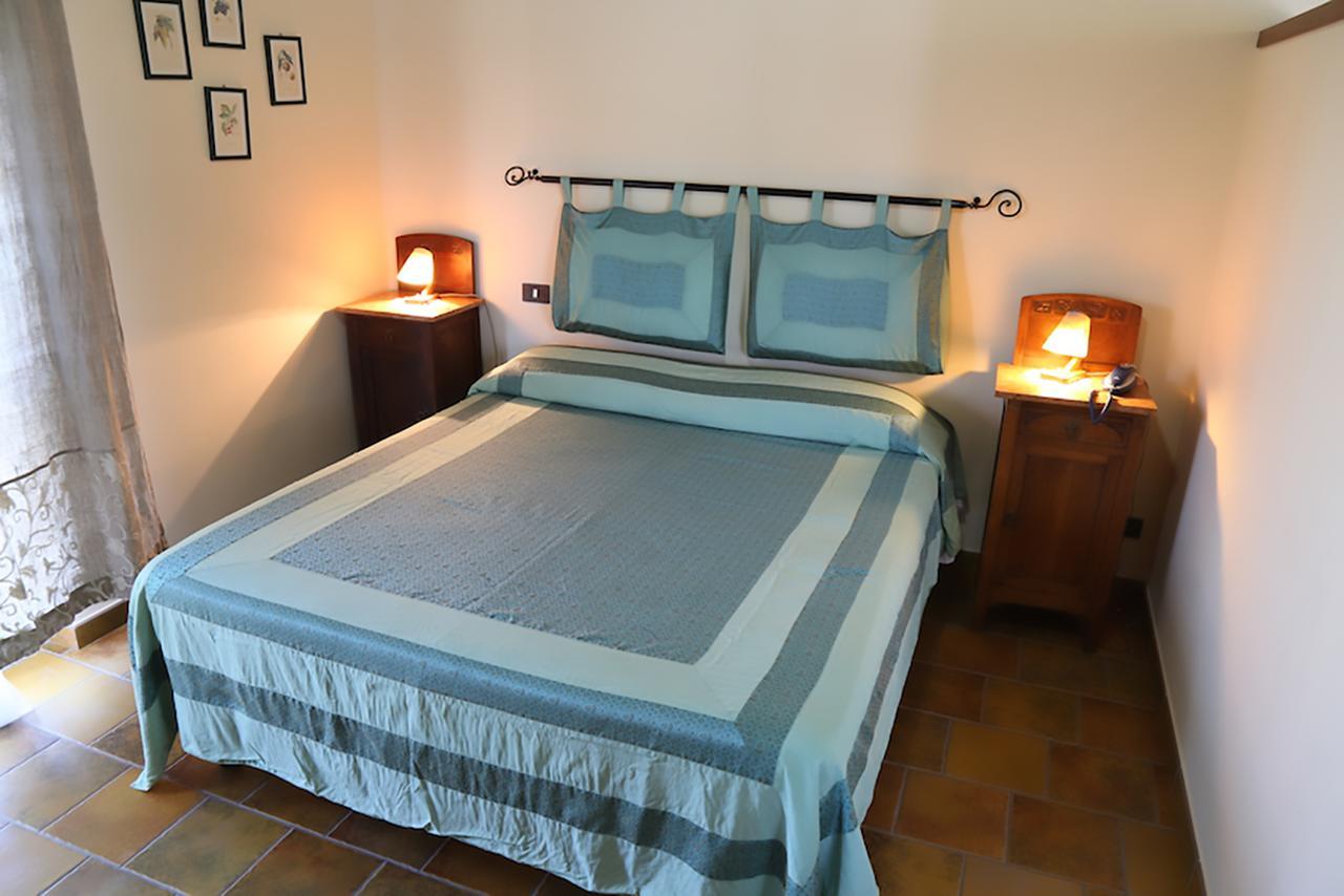 La Locanda Del Picchio Country House Morro dʼOro Exterior foto